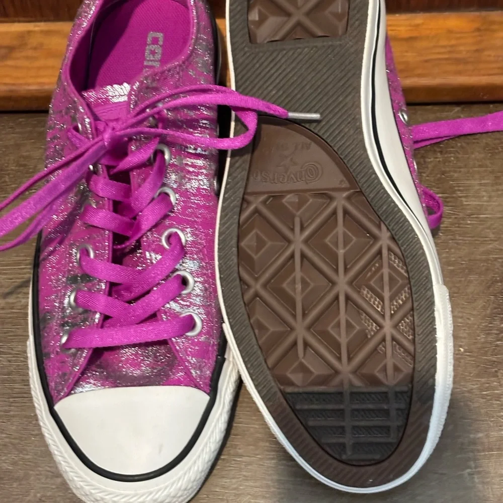 NWOT Converse Chucks Purple Magenta Dark Hot Pink Size 7 - Picture 3 of 4